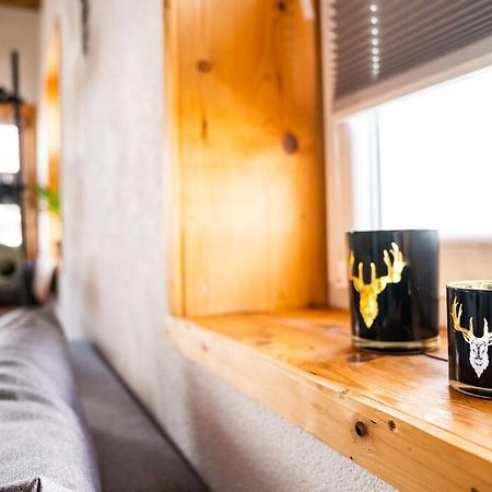 Neu Renoviertes Ferienhaus/Wohnunng Kleine Auszeit Sonnenbühl Dış mekan fotoğraf
