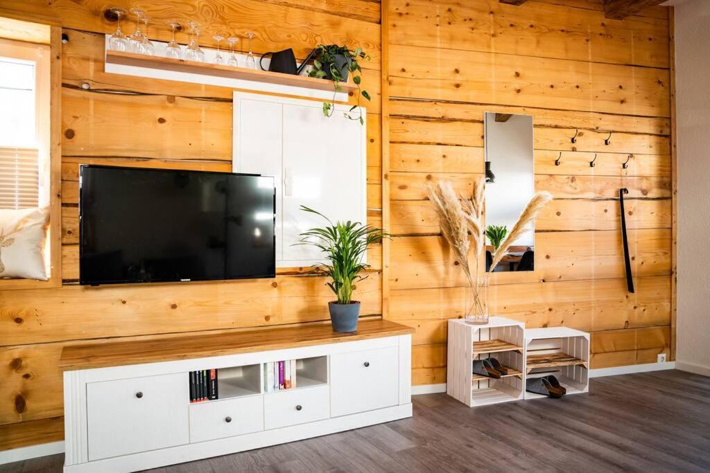 Neu Renoviertes Ferienhaus/Wohnunng Kleine Auszeit Sonnenbühl Dış mekan fotoğraf