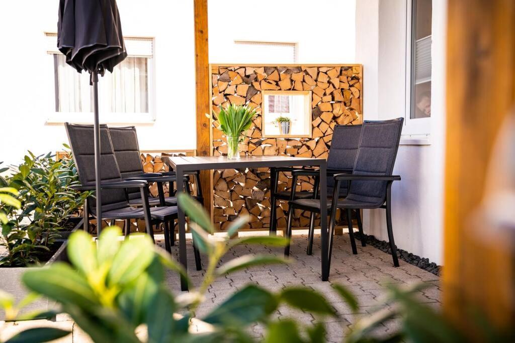 Neu Renoviertes Ferienhaus/Wohnunng Kleine Auszeit Sonnenbühl Dış mekan fotoğraf